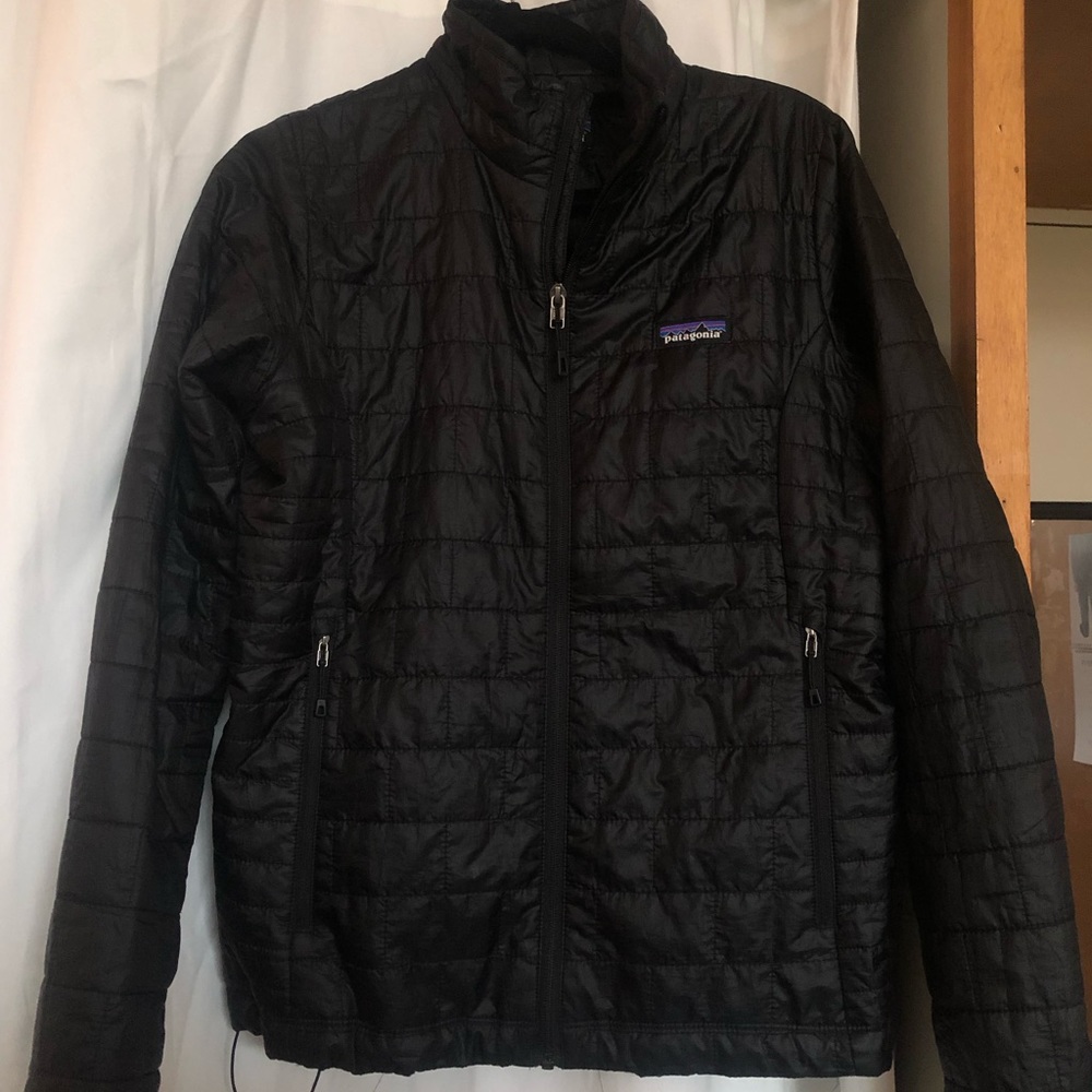 Patagonia zip up women’s nano puff jacket